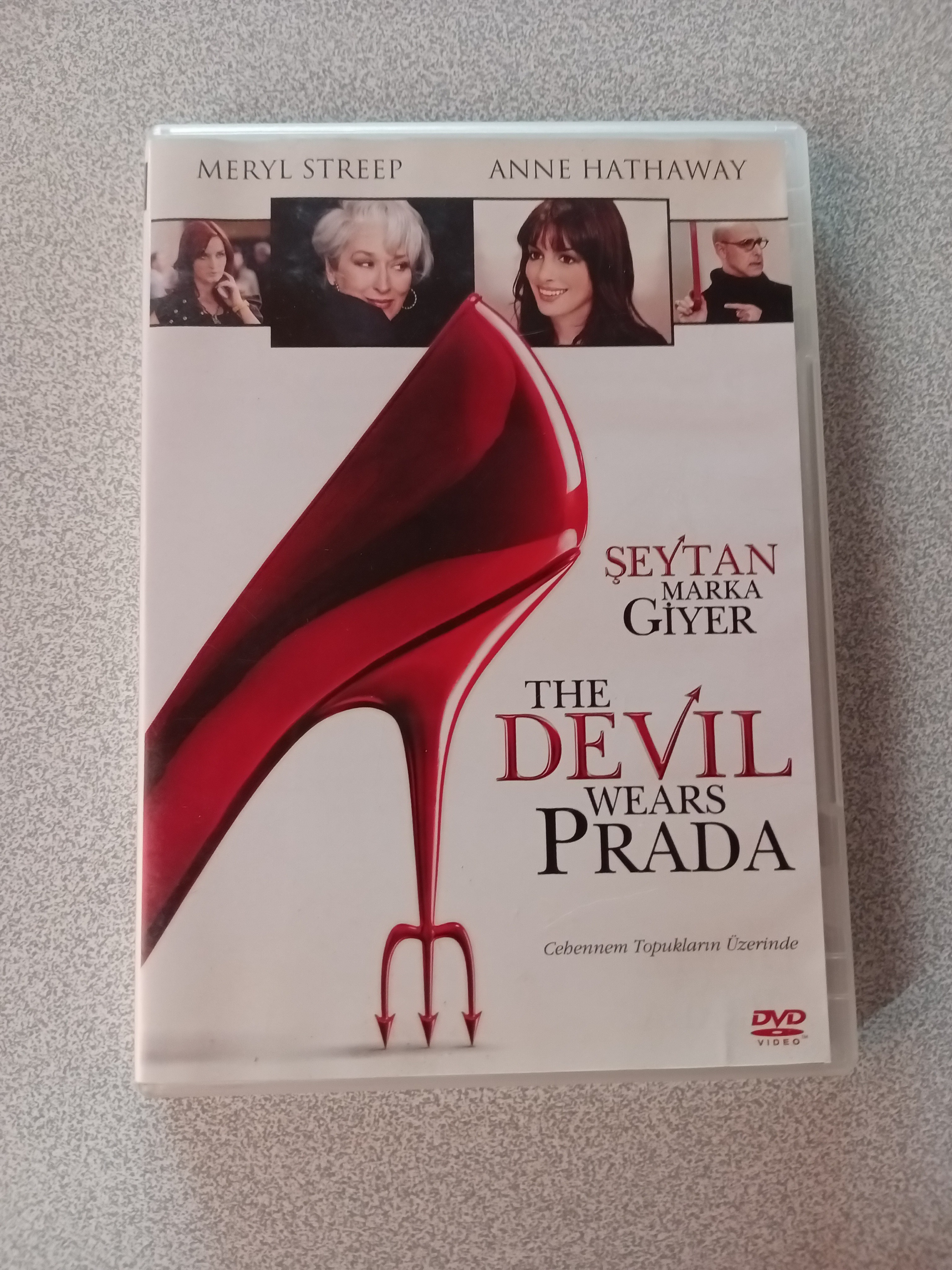 şeytan marka gi̇yer fi̇lm dvd