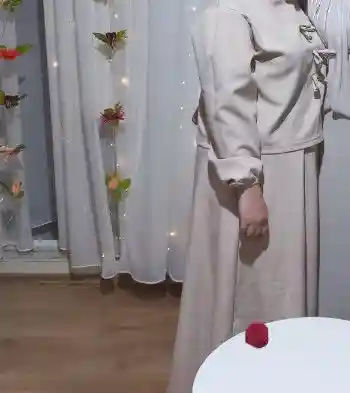 Bej renk etekli ikili takım 42 beden