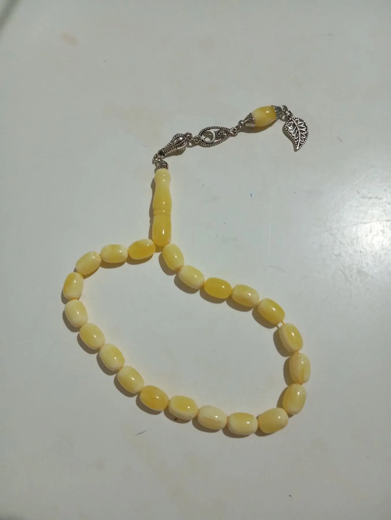 Sarı renkli tesbih