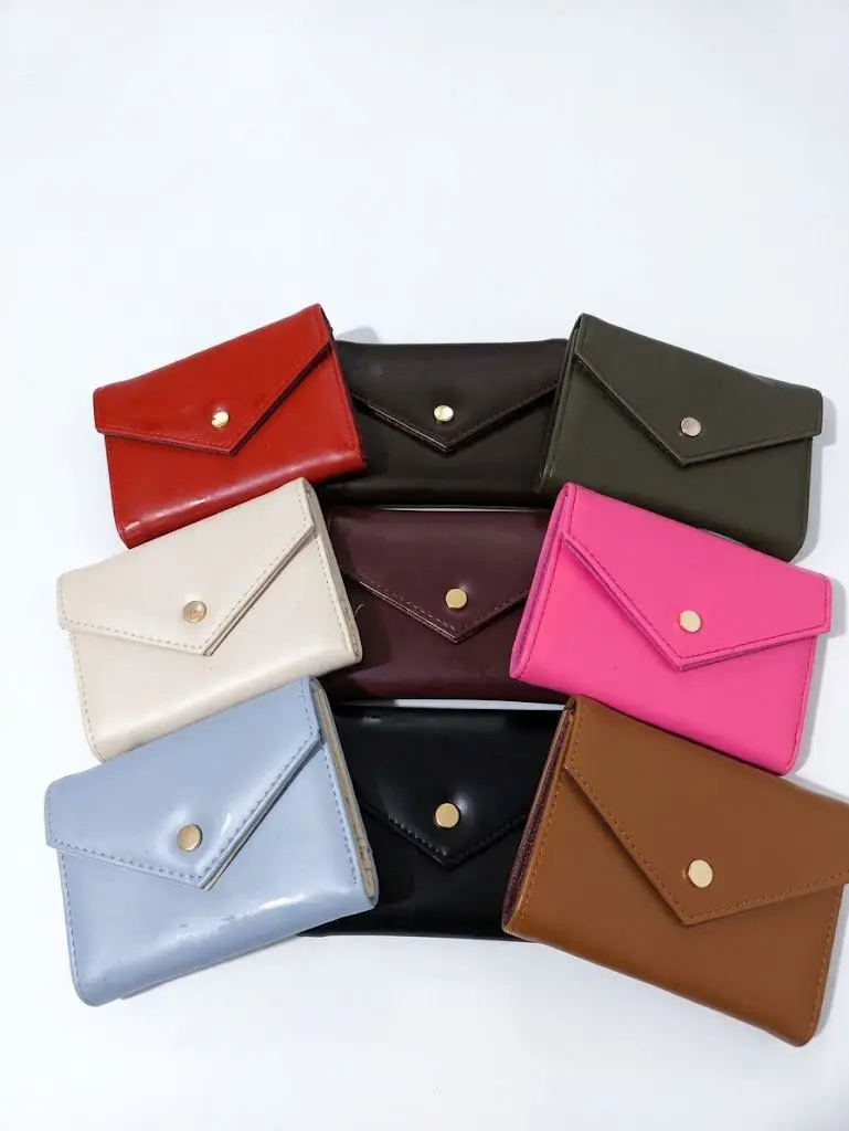 Logolu cüzdan