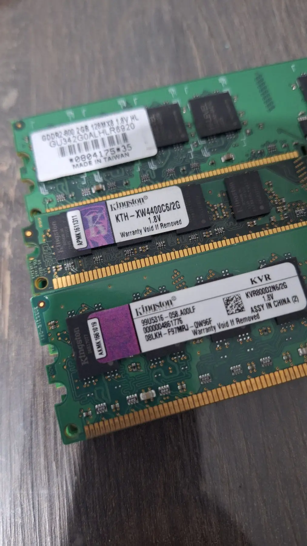 Ddr 2 2gb ram 12 adet
