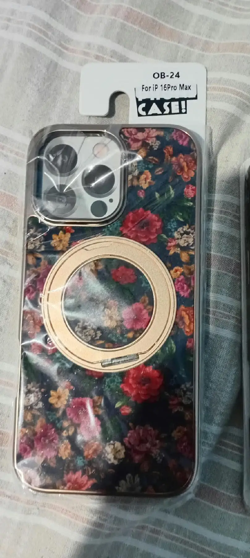 çiçek desenli iphone 17 pro  ve 16 pro max kılıfı