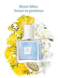 Beyaz biber ve frezya parfümü