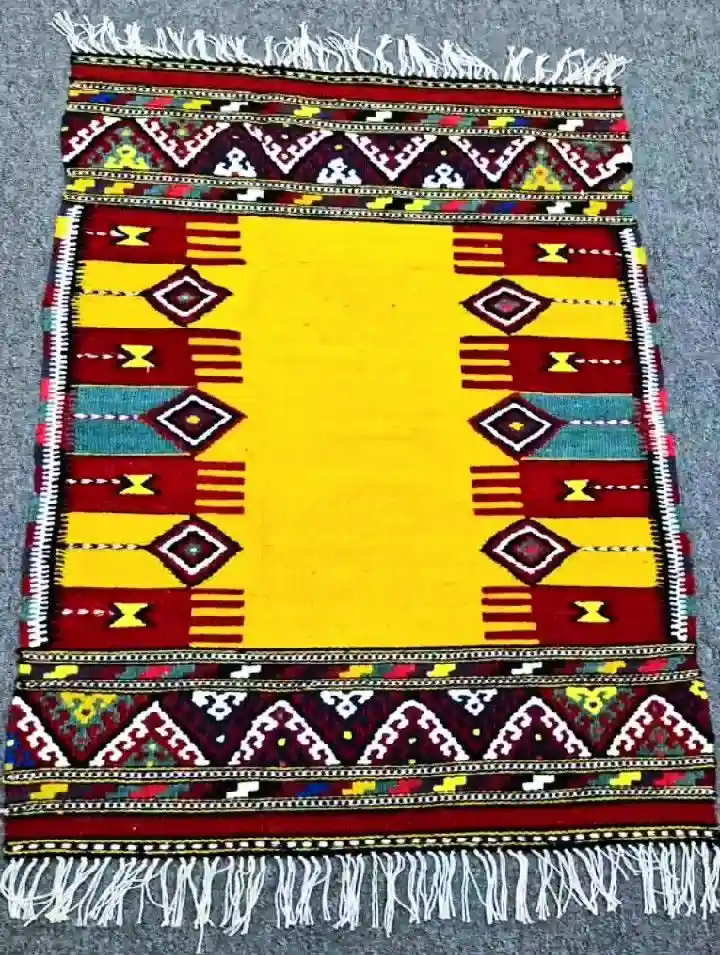 Renkli el dokuması antika yün kilim