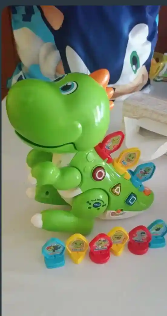 Renkli eğitici dinozor oyuncak