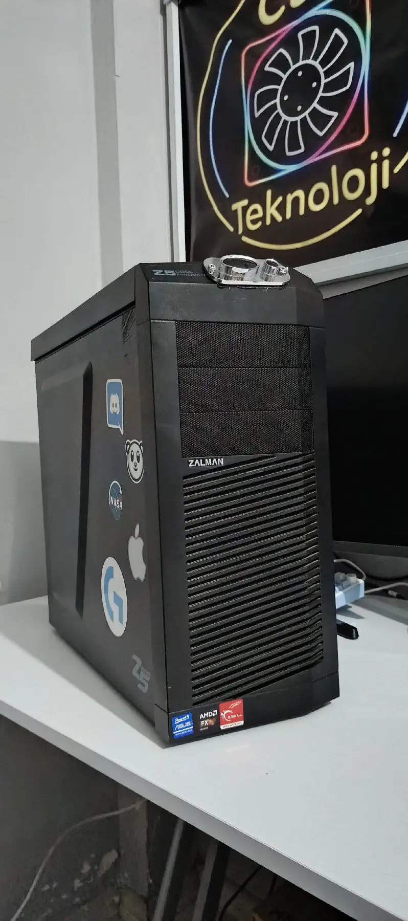 Zalman z5 bilgisayar kasası - güç kaynaksız / 3 işıklı fanlı ilan görseli