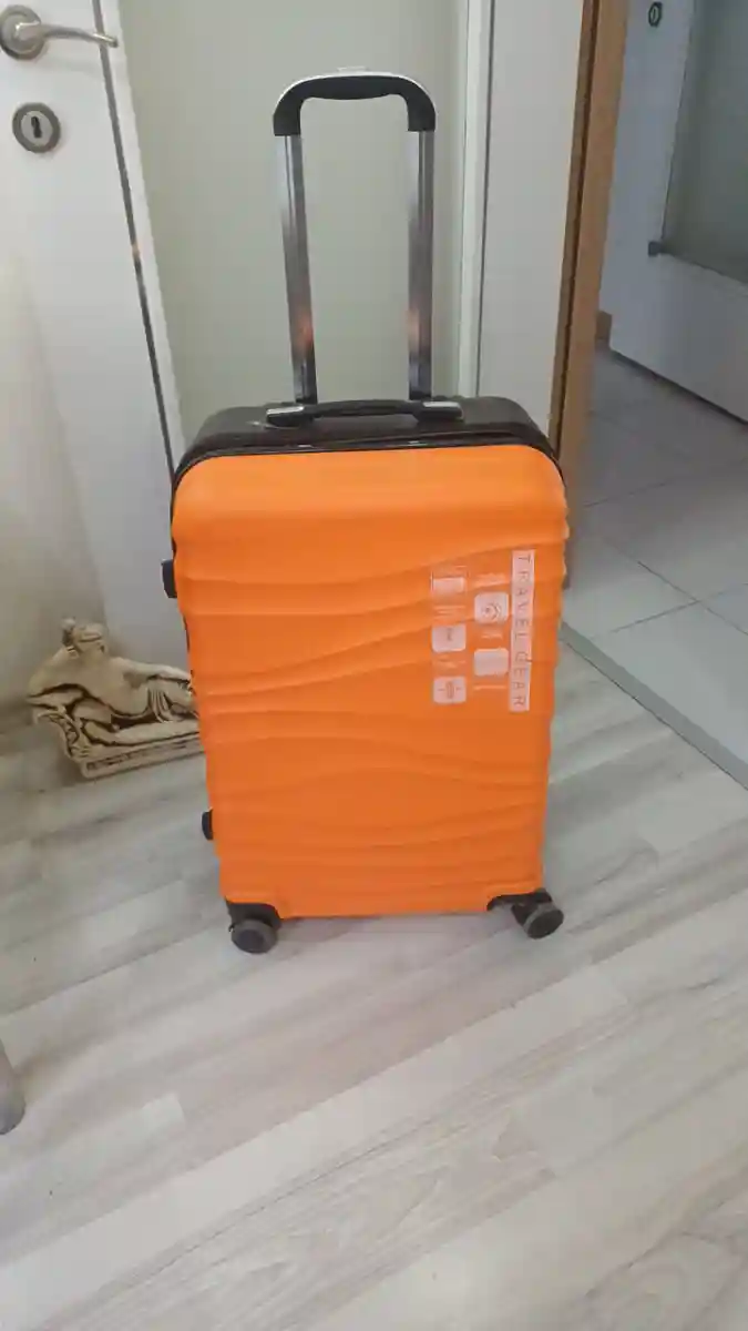 Türkiye de yok orta boy valiz