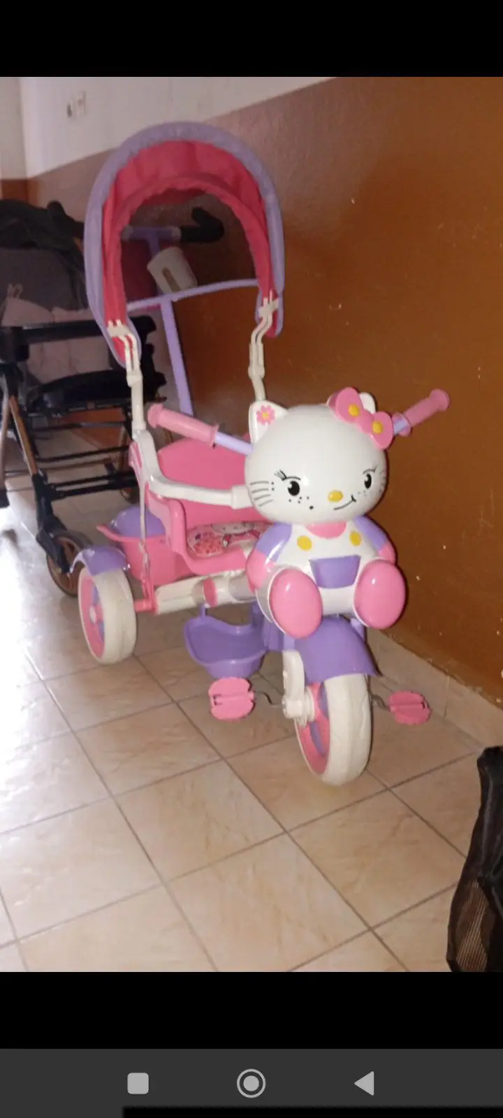 Hello kitty temalı çocuk bisikleti