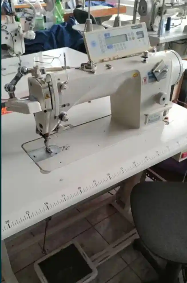 Endüstriyel dikiş makinesi