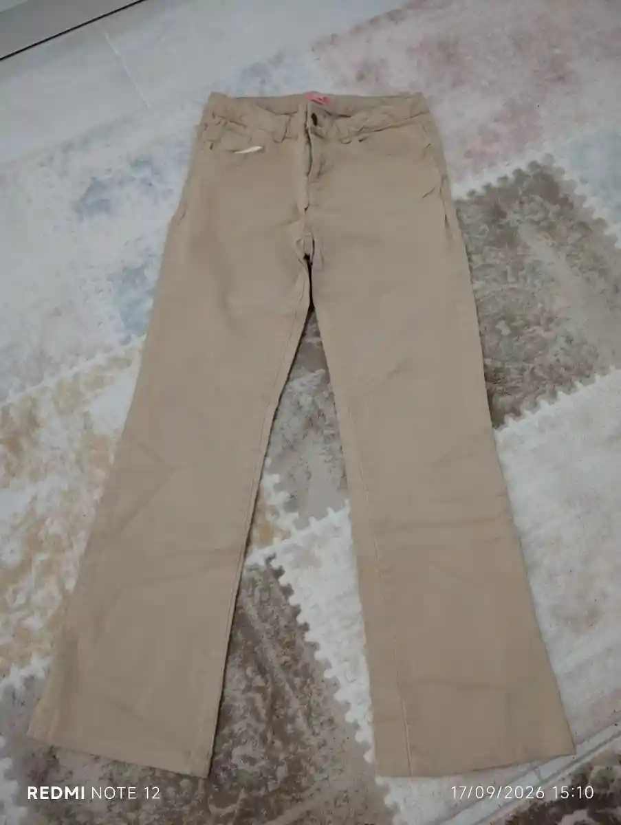 Lcw 12 13 yaş için okul pantolonu
