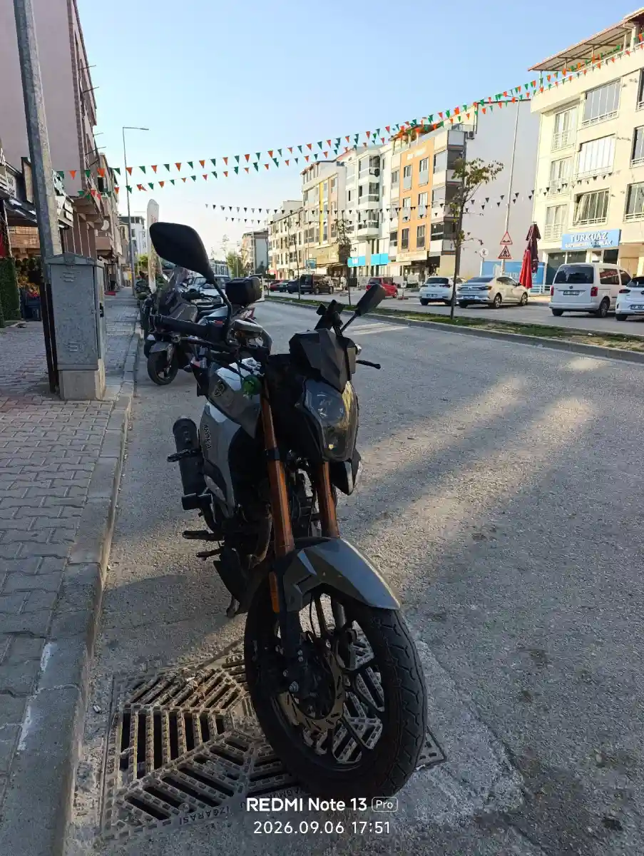 Arora shark 125