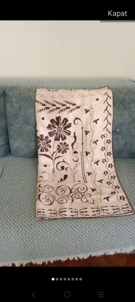 çiçek desenli eşarp modelleri