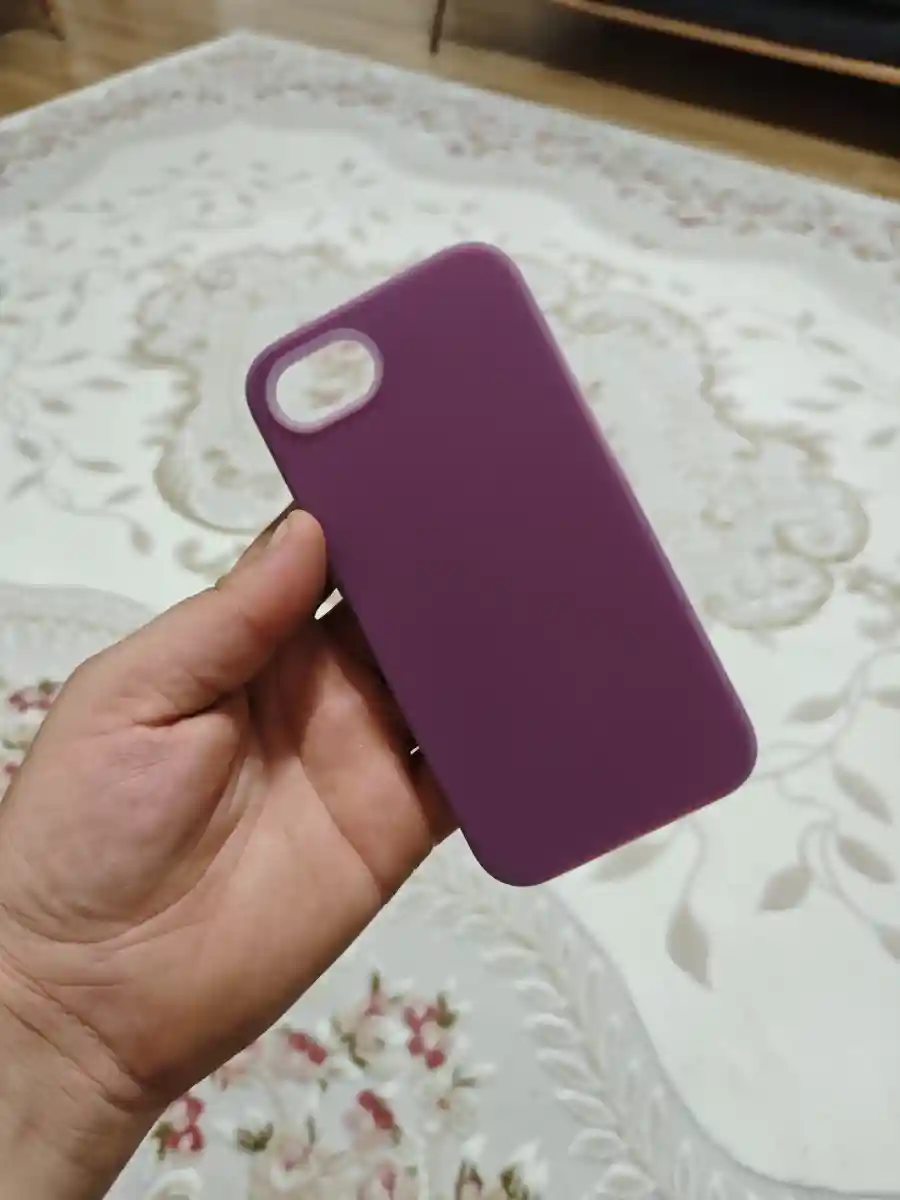 İphone 16 e lasman rengi̇