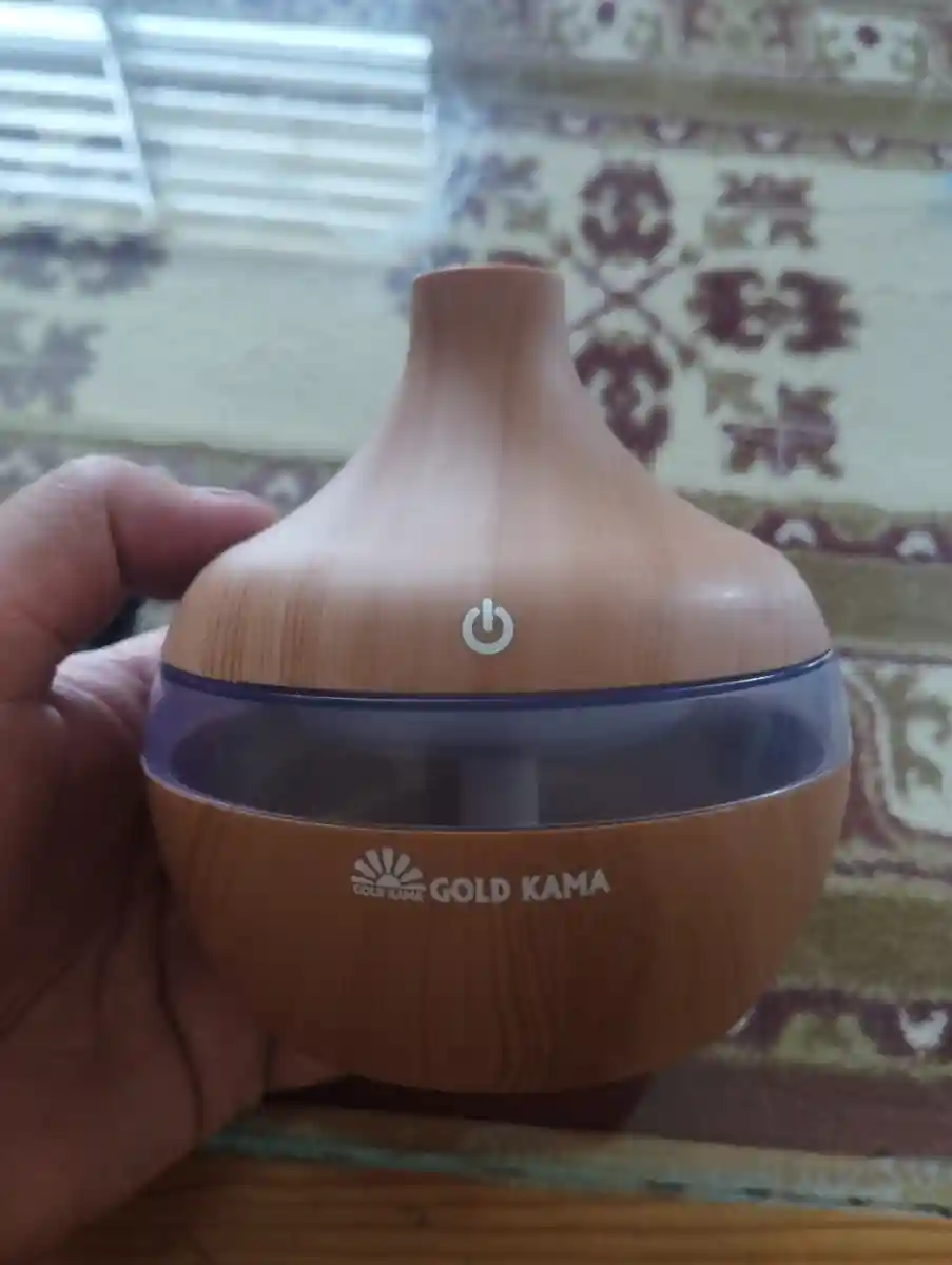Ahşap görünümlü aromaterapi difüzörü