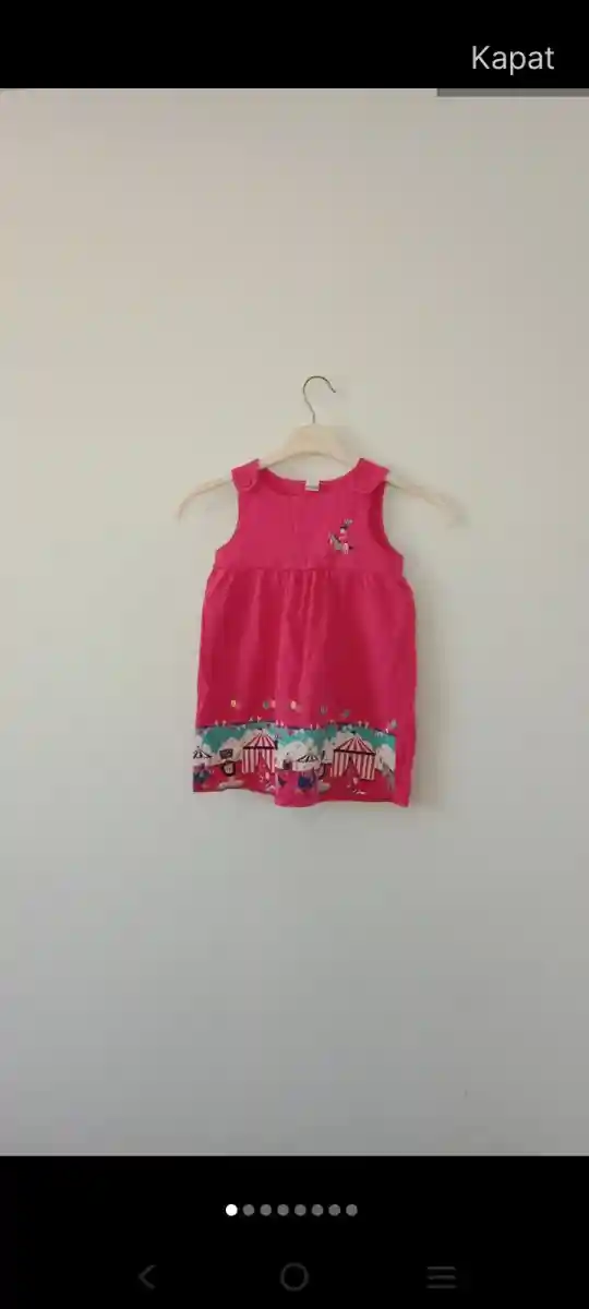 Pembe kız elbisesi