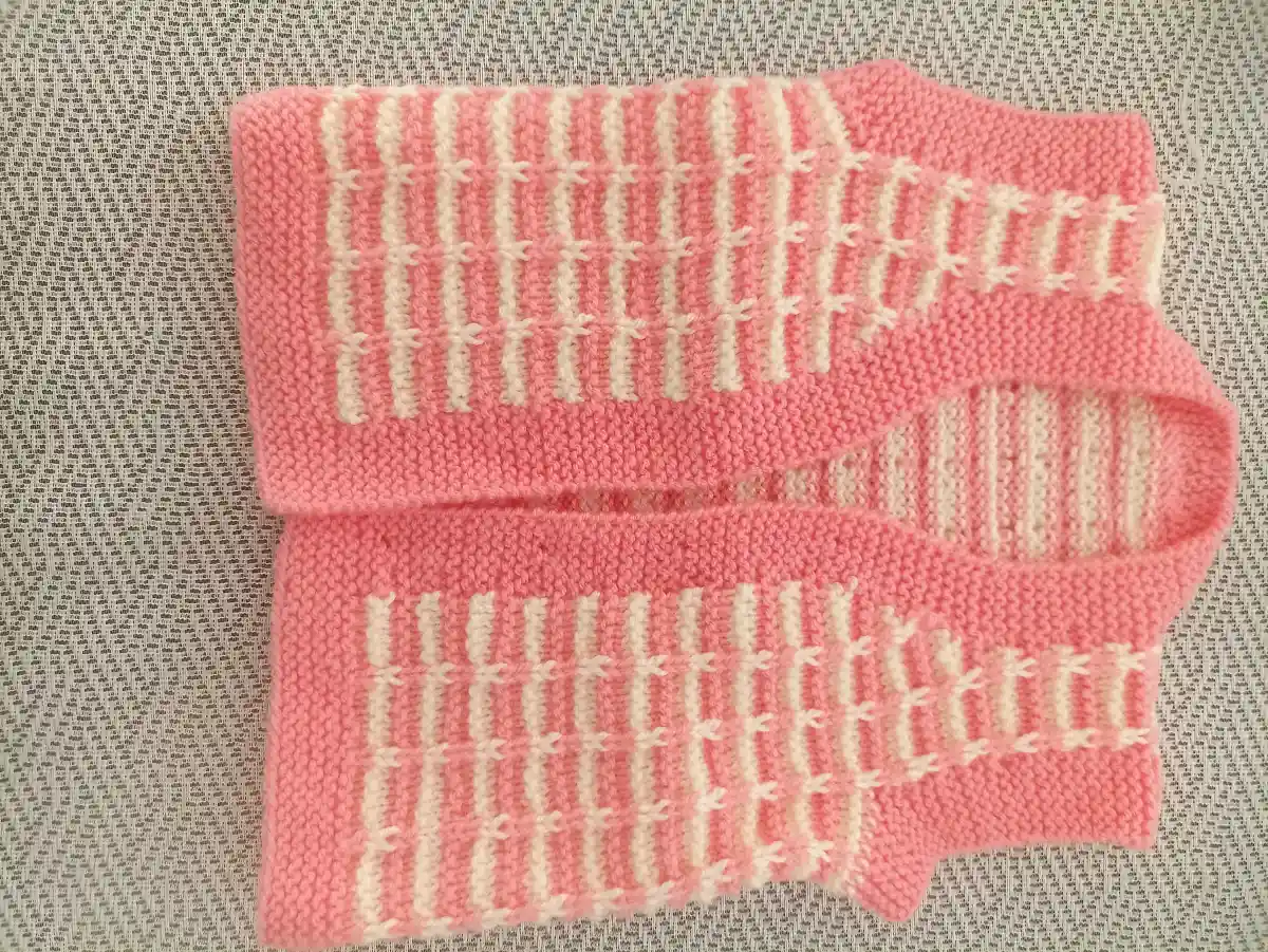 Pembe kız çocuk örgü yelek boy 35 cm en 27 cm el yapımı 1/1.5 yaş kız bebek yeleği