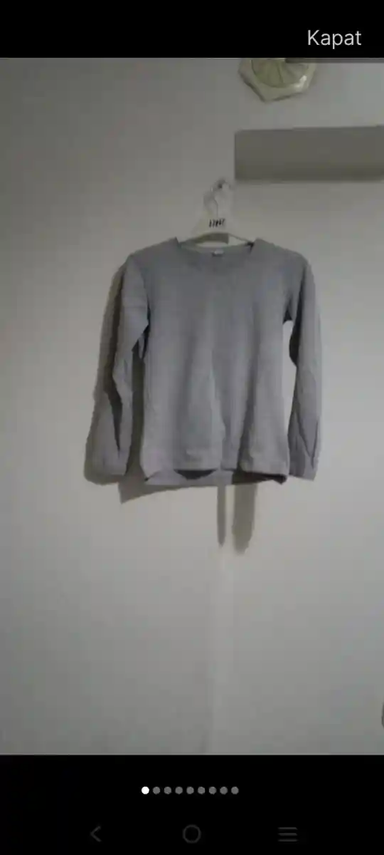 Gri renkli uzun kollu sweatshirt