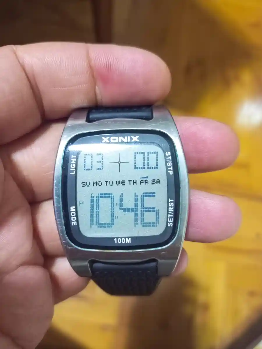 Xonix dijital saat