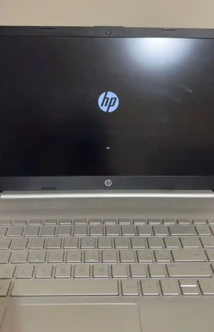 Hp dizüstü bilgisayar ilan görseli