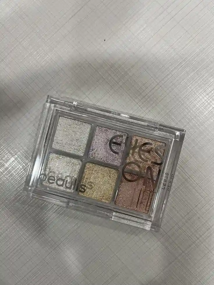 6 renkli göz farı paleti