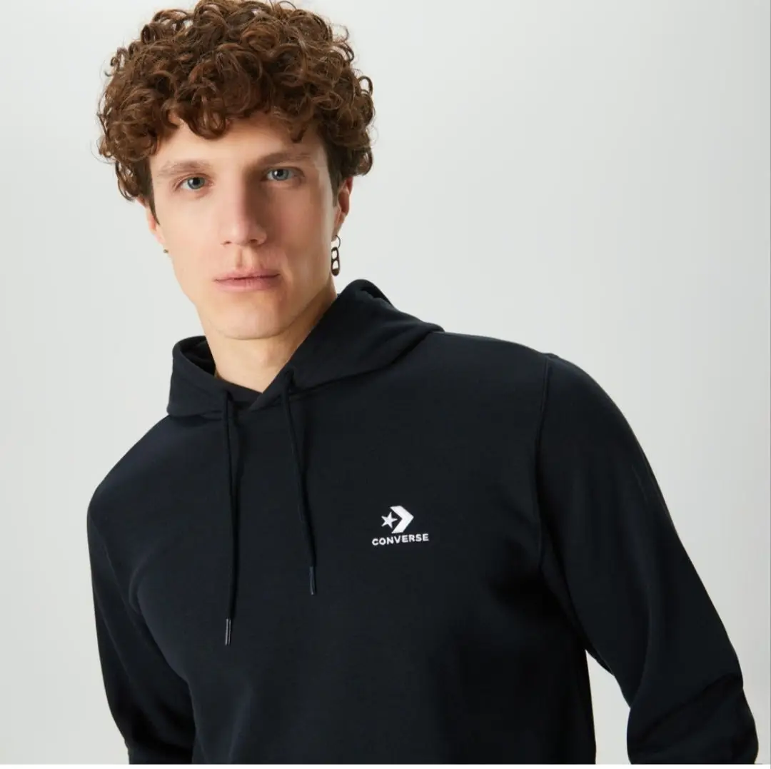 Converse kapüşonlu siyah sweatshirt