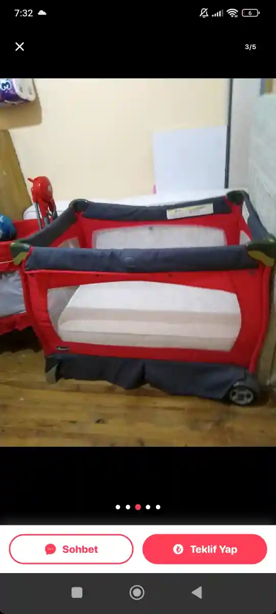 Chicco park beşik ön iki tekeri yok onun haricinde hiçbir şey yok