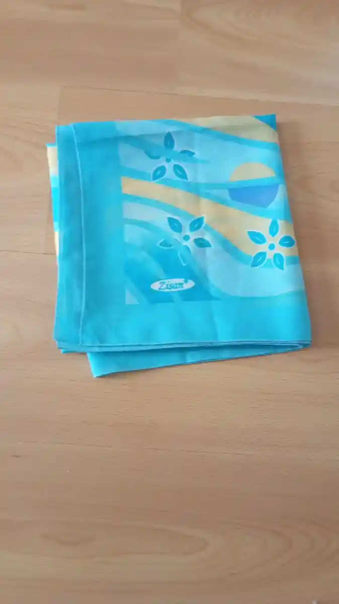 Mavi desenli yazlık eşarp yeni