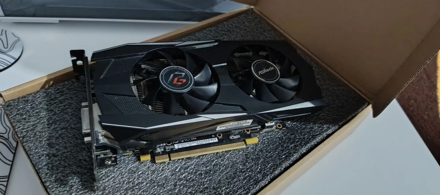 Asrock phantom gaming rx570 4 gb 256 bit bilgisayar ekran kartı ilan görseli