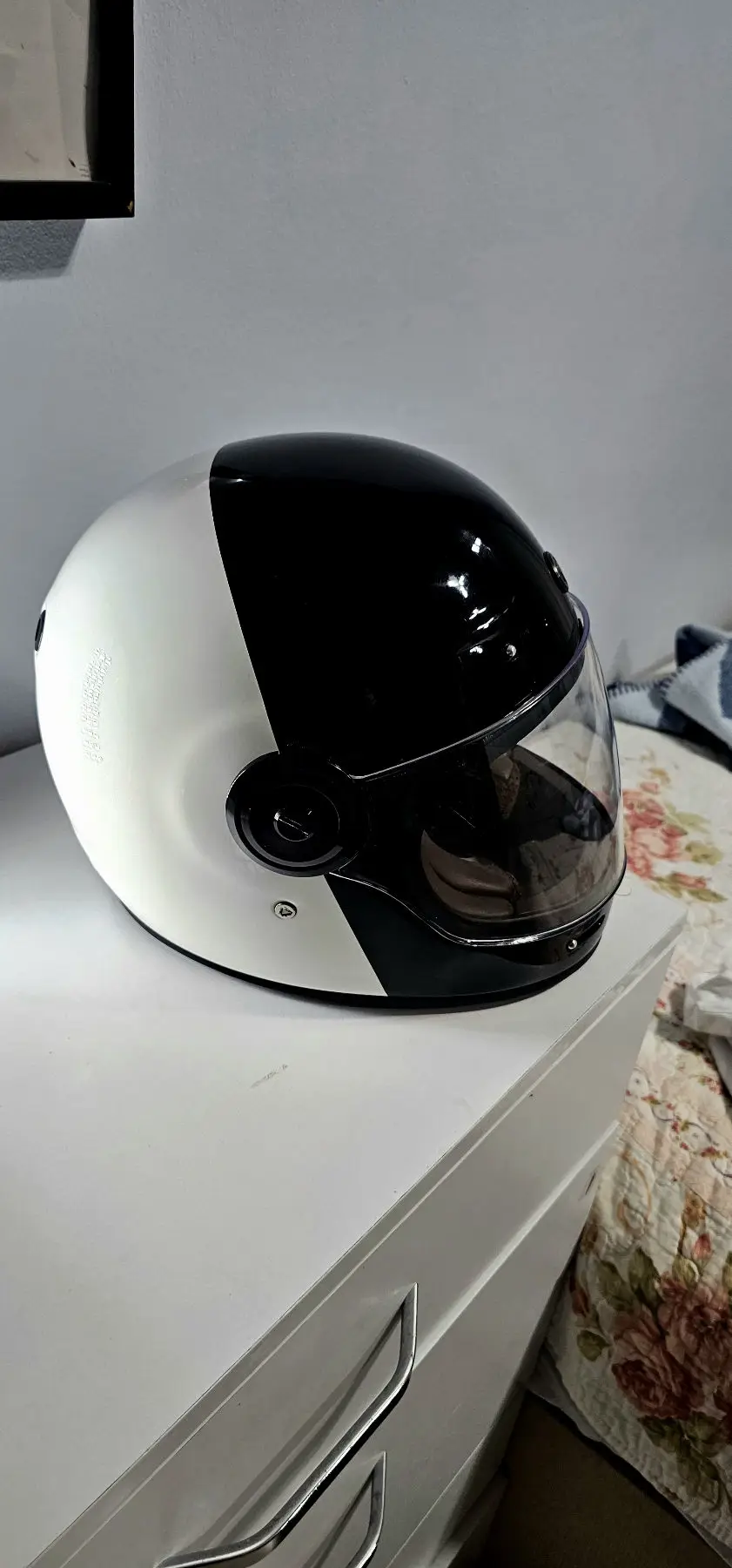 Torc kapali motorcu kask ilan görseli