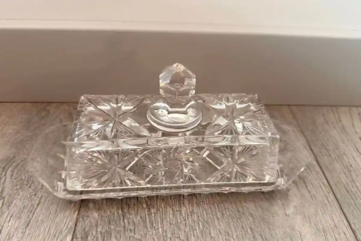 Dekoratif cam kapaklı kutu