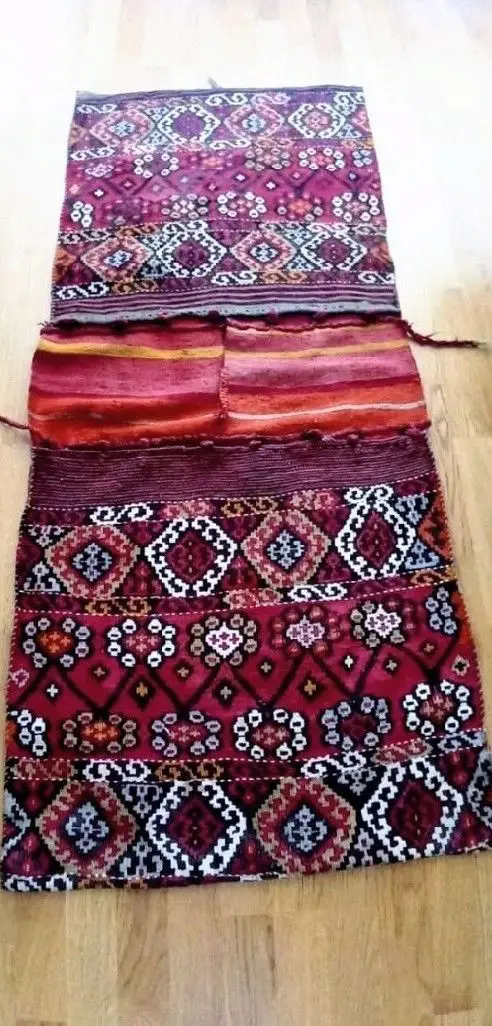 Kırmızı desenli el dokuması heybe