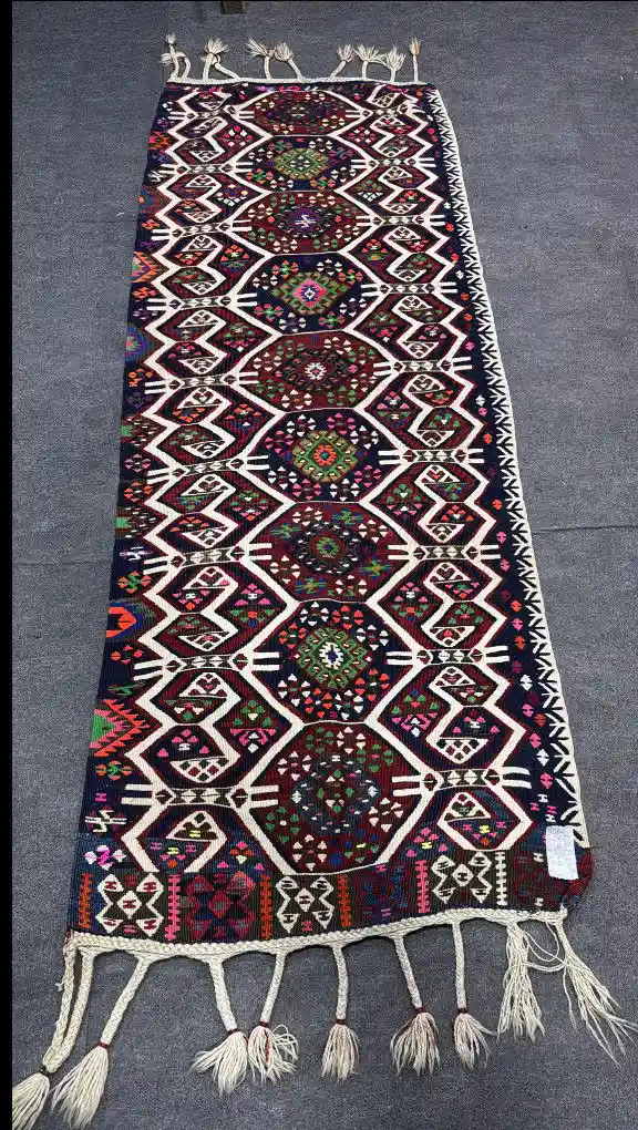 Renkli desenli antika  el dokuma yolluk kilim