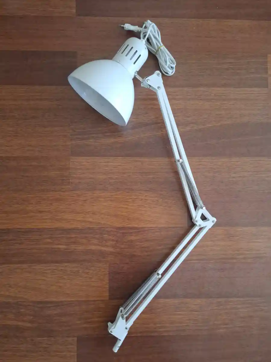 Ikea ayarlanabilir beyaz masa lambas akrobat lambaı