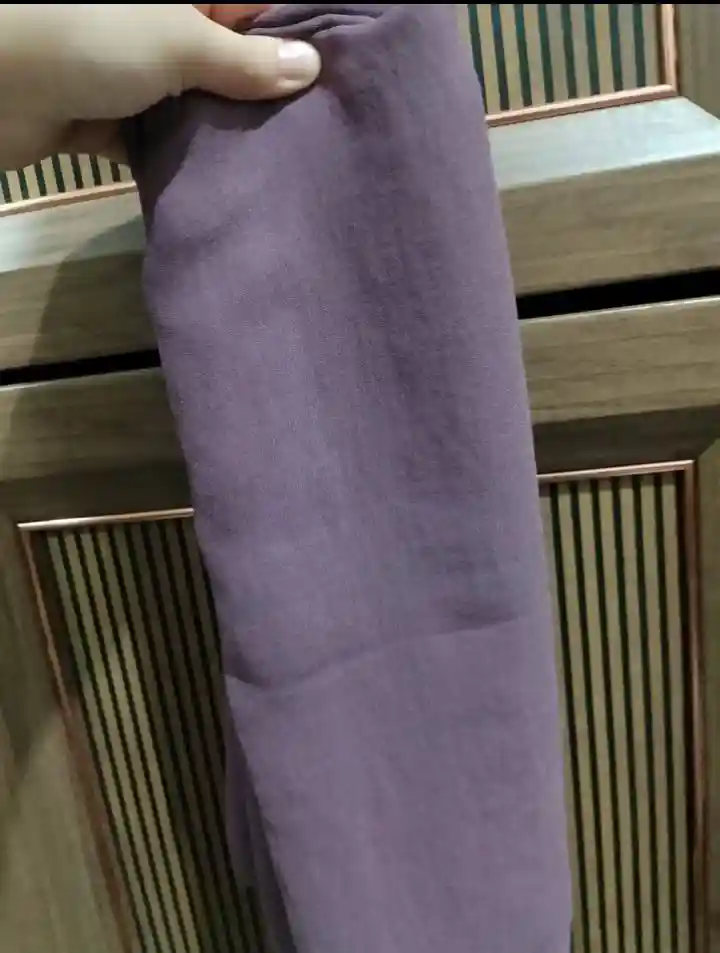 Mor renkli şal