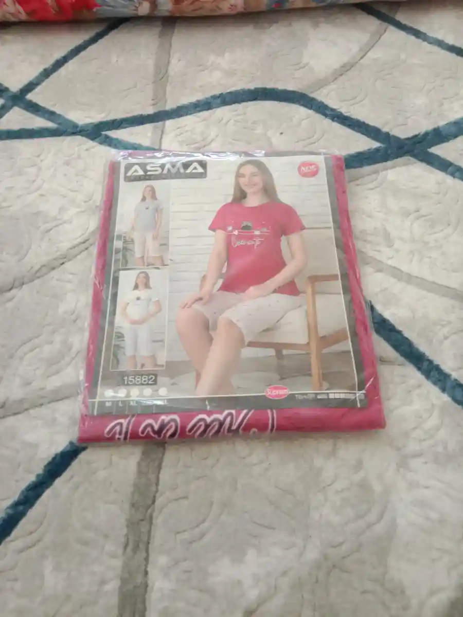 Asma markalı kadın tişört ve şort takımı