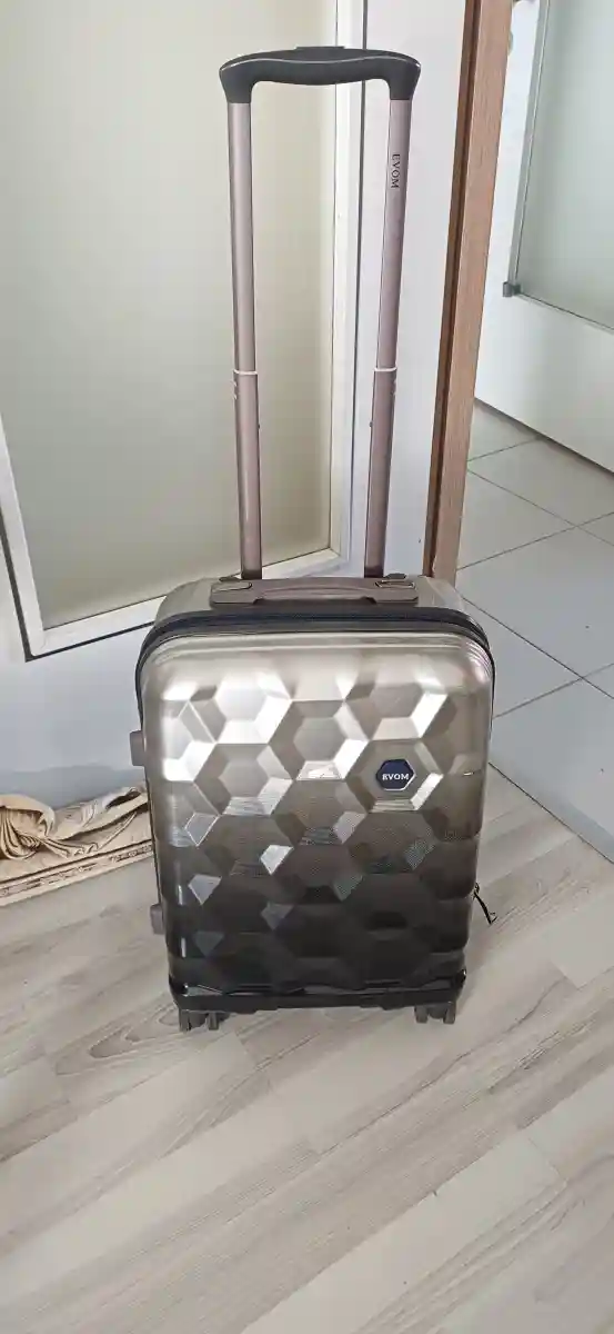 şık petek doku 8 teker kabin boy valiz