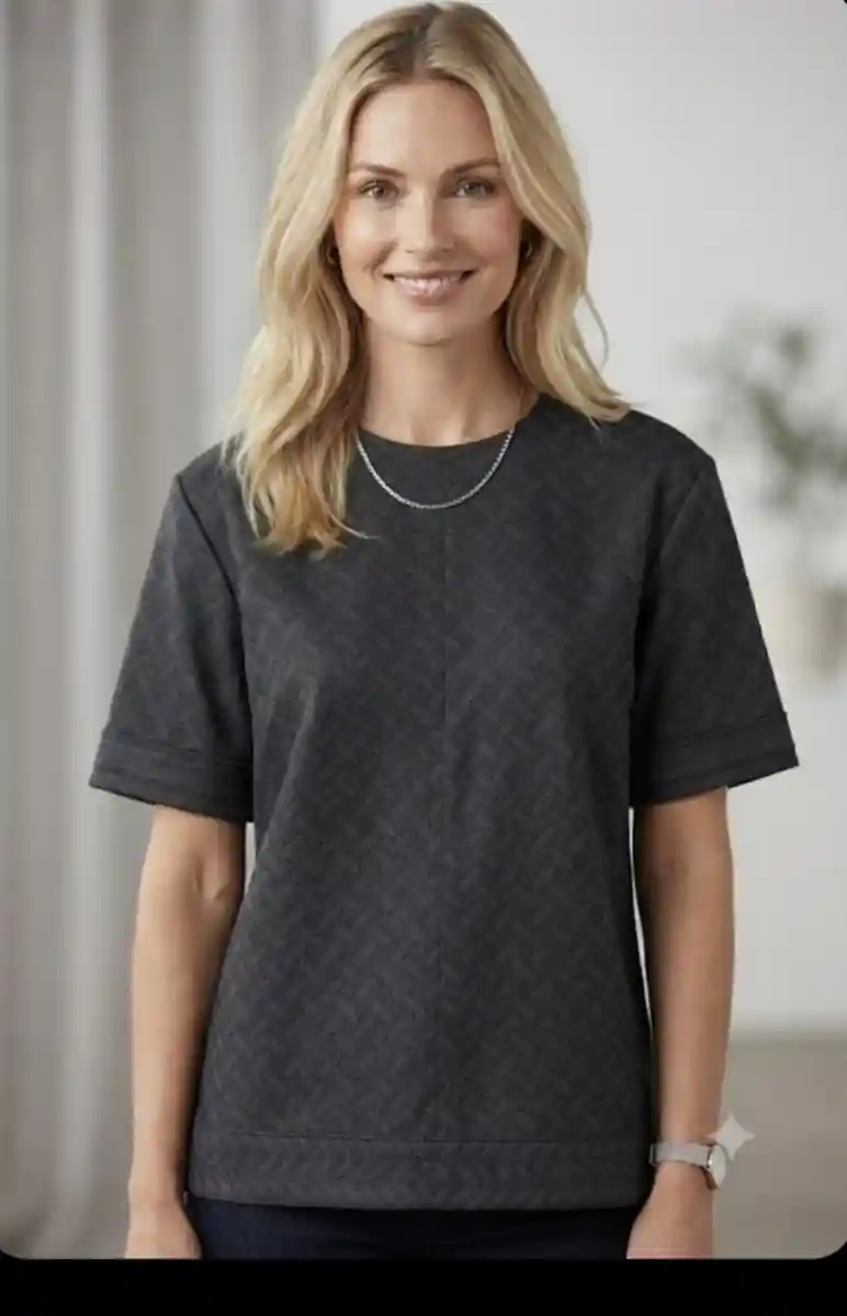 Lala berlin.. deni̇m. siyah tshirt