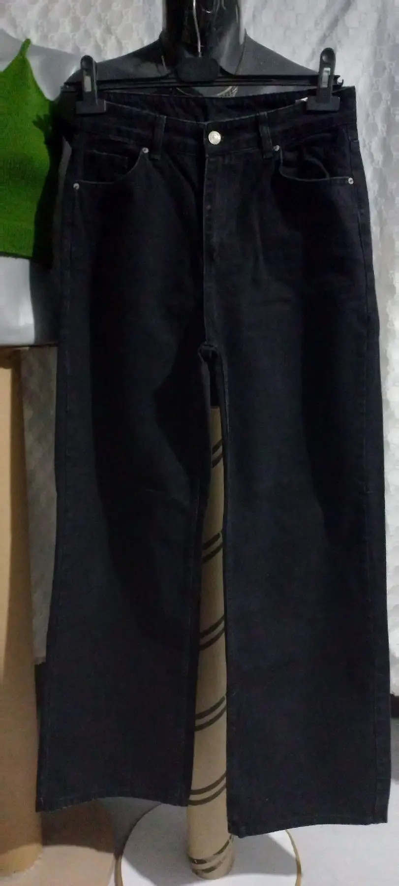 Siyah geniş paça kot pantolon