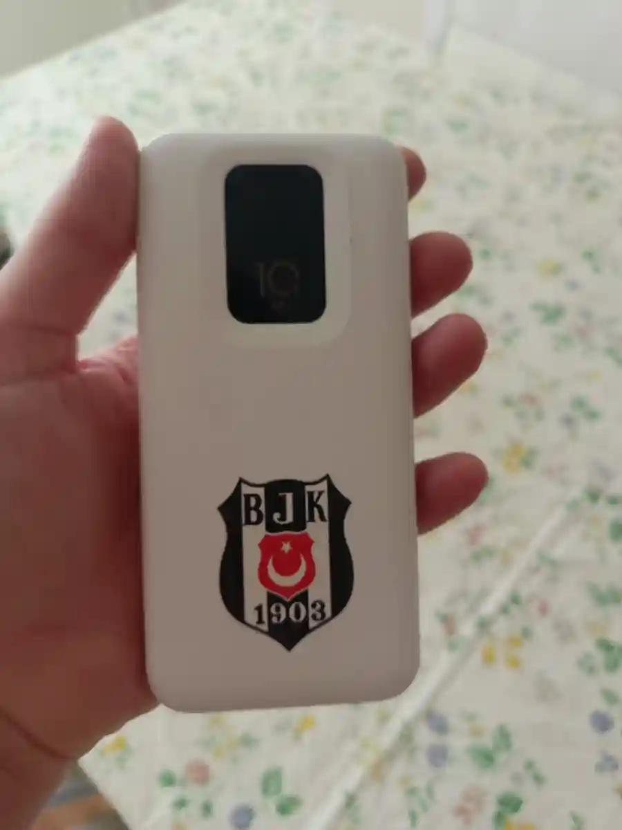 Bjk logolu powerbank