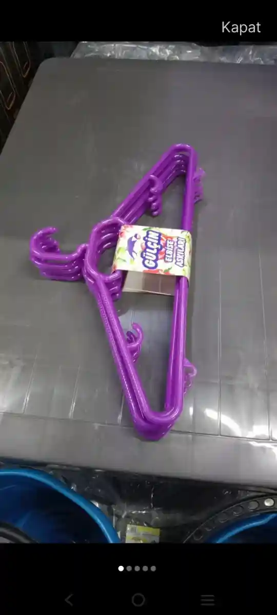 Mor renkli plastik askı seti
