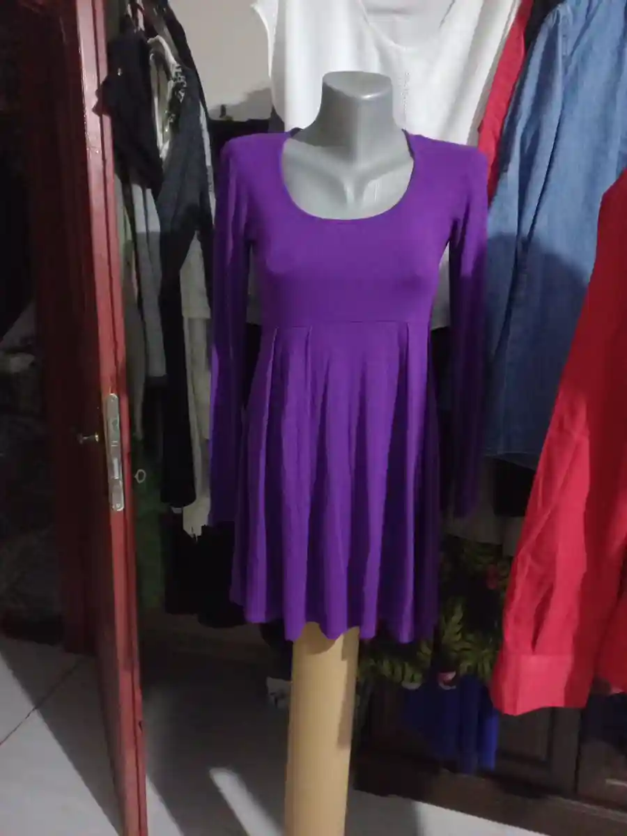 Mor renkli uzun kollu elbise
