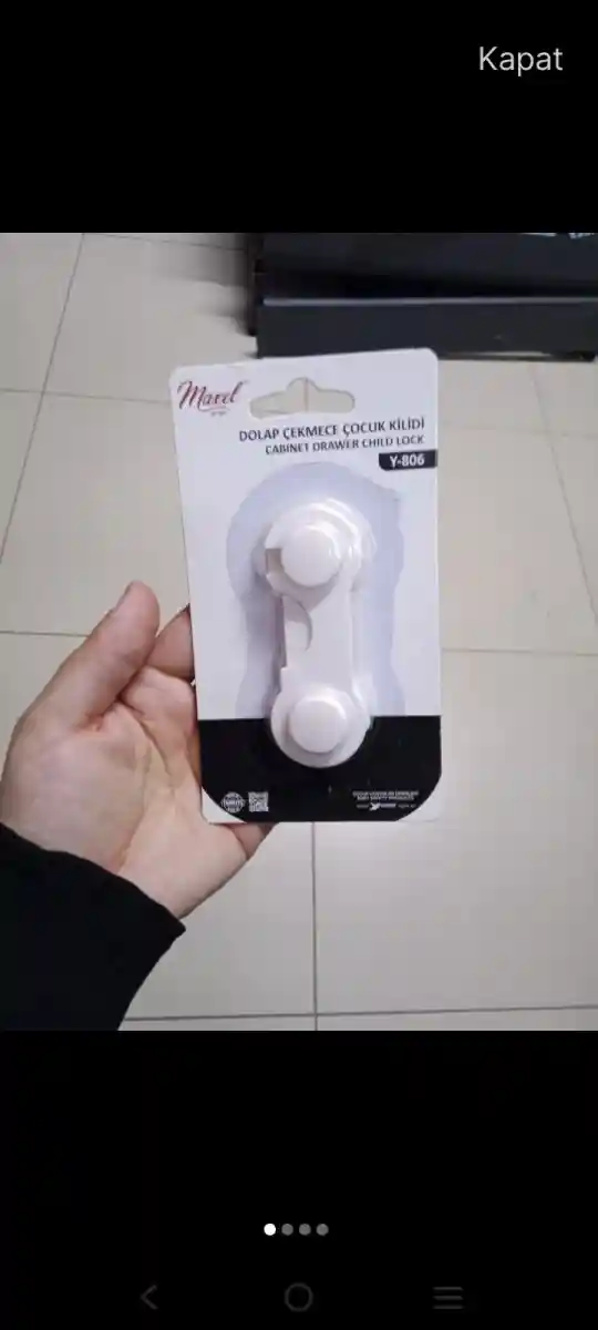 Beyaz kapı kolu ve kilidi seti