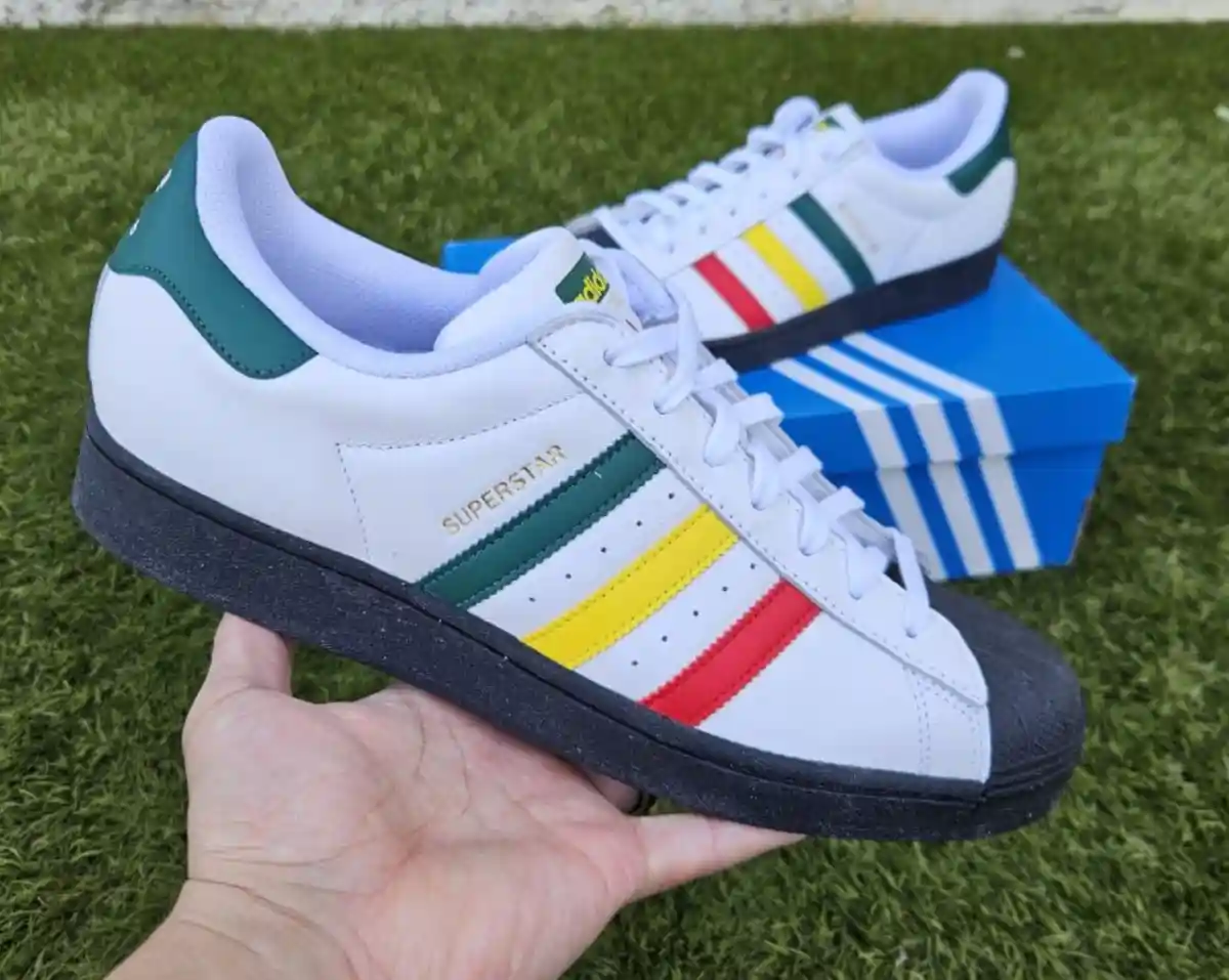 Adidas superstar beyaz spor ayakkabı