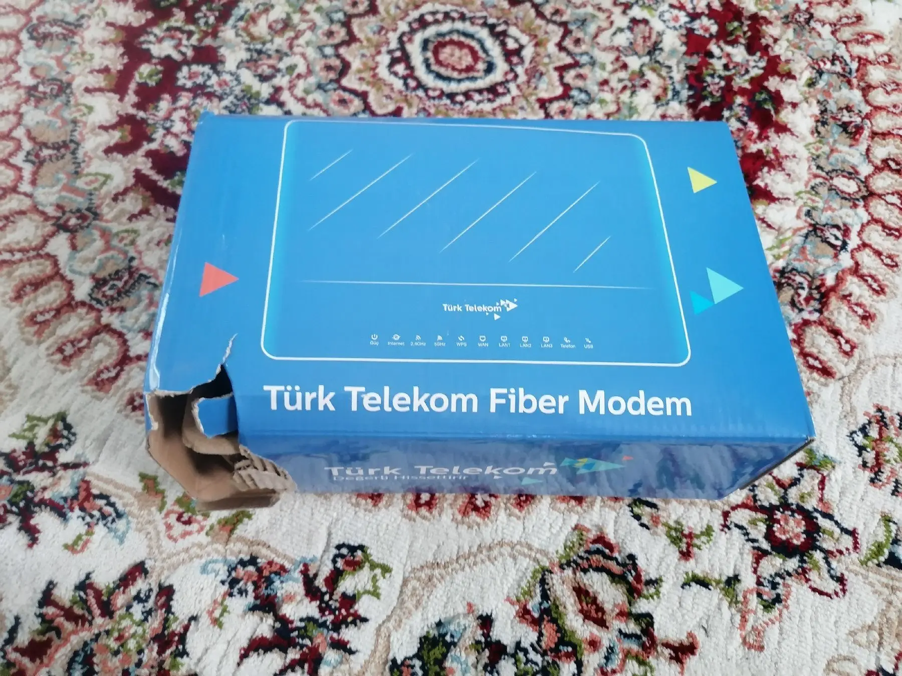 Türk telekom fiber modem kutusunda kullanılmadı sıfır üründür