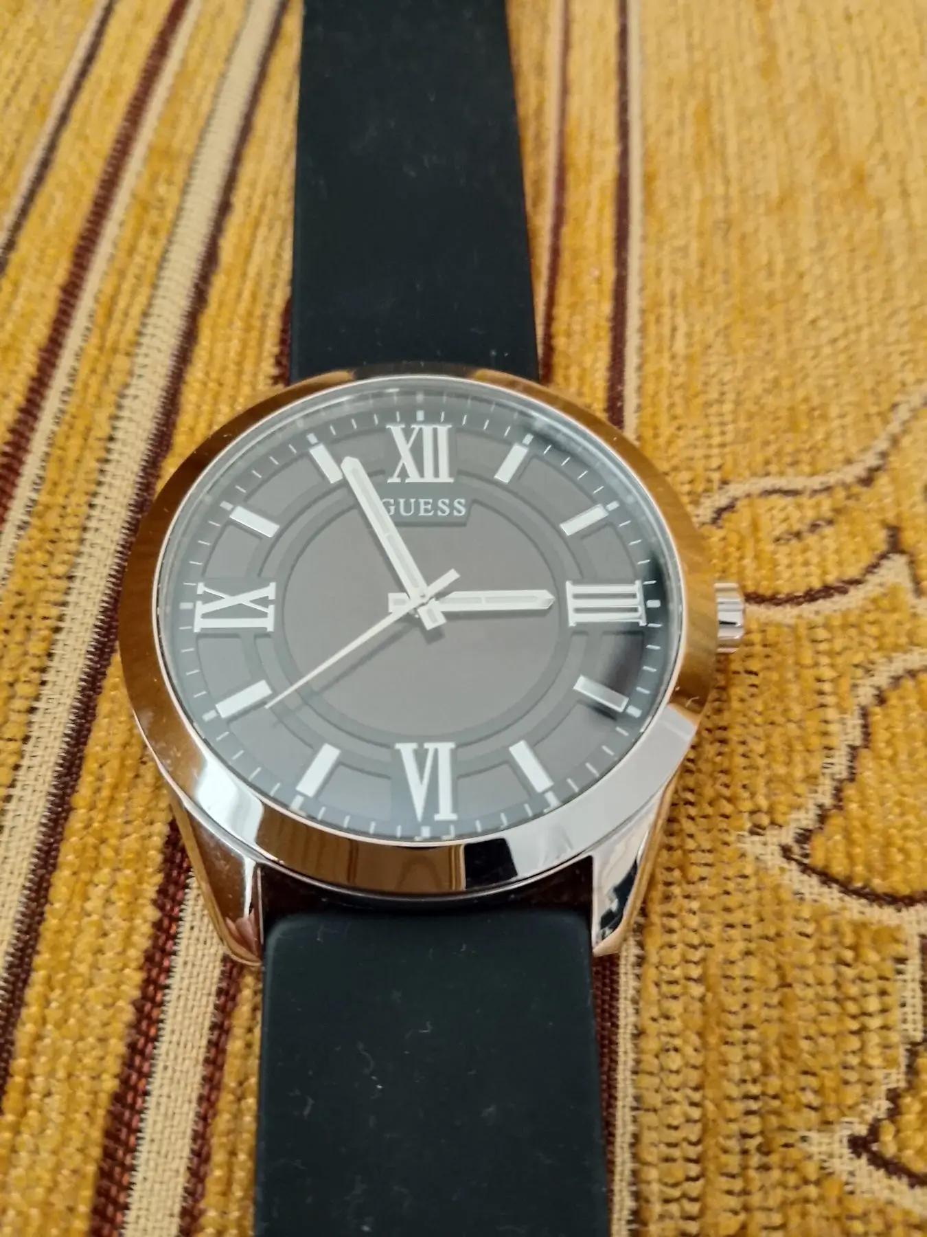 Guess erkek saati 44mm temiz ilan görseli