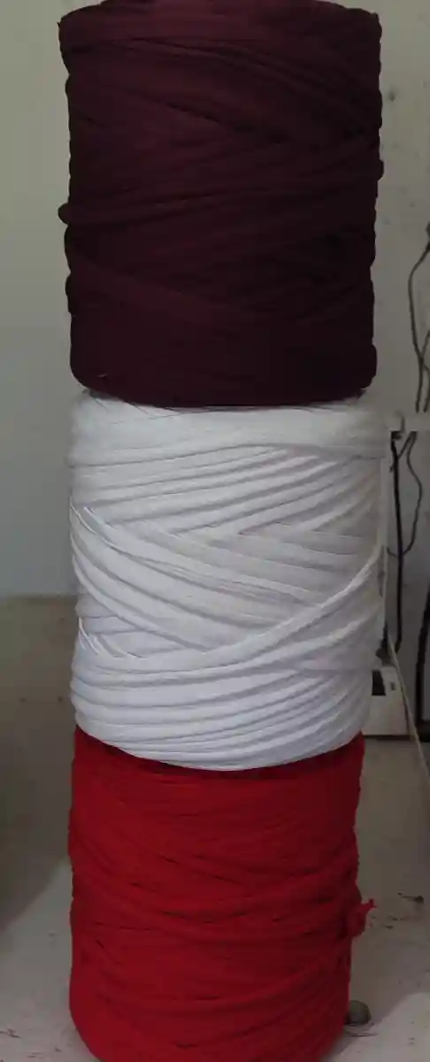Renkli örgü i̇pleri seti
