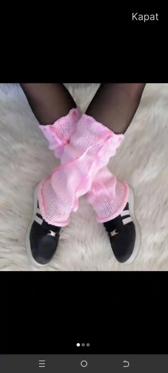 Pembe renkli tozluk bacak isıtıcı