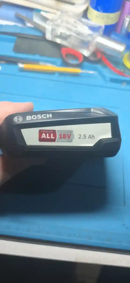 Orijinal bosch unlimited 6 18v 2.5ah yenilenmiş batarya