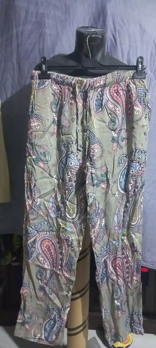 Renkli desenli rahat pantolon