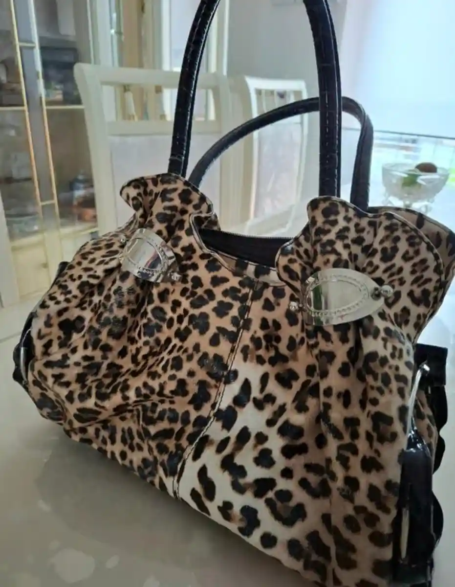 Leopar desenli şık kadın çantası